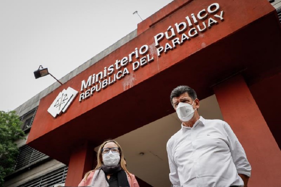 Leader of Paraguay Liberal Party lodges criminal complaint against ex-president Horacio Cartes