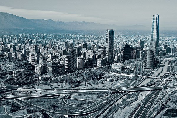 "Chile stands out among OECD countries for its centralization," according to Ayah Mahgoub, the Senior Urban Development Specialist at the World Bank (Photo internet reproduction)