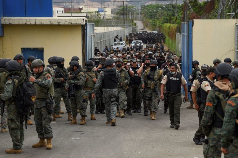 Ecuador government asserts that the country’s prisons are “under control”
