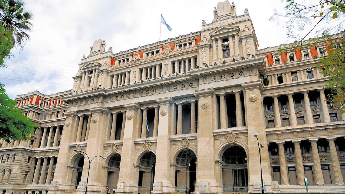argentina-court