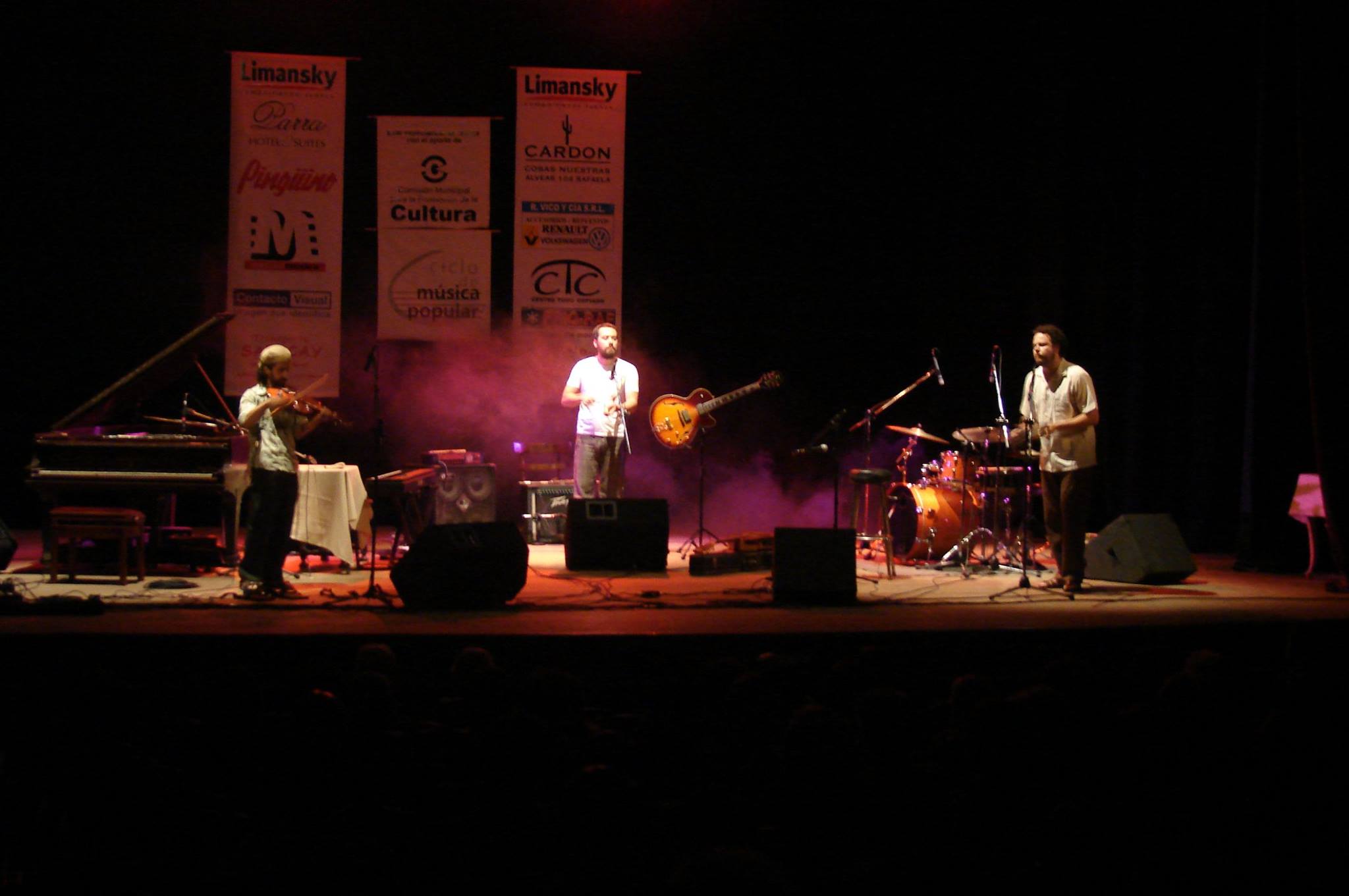 trio curupira