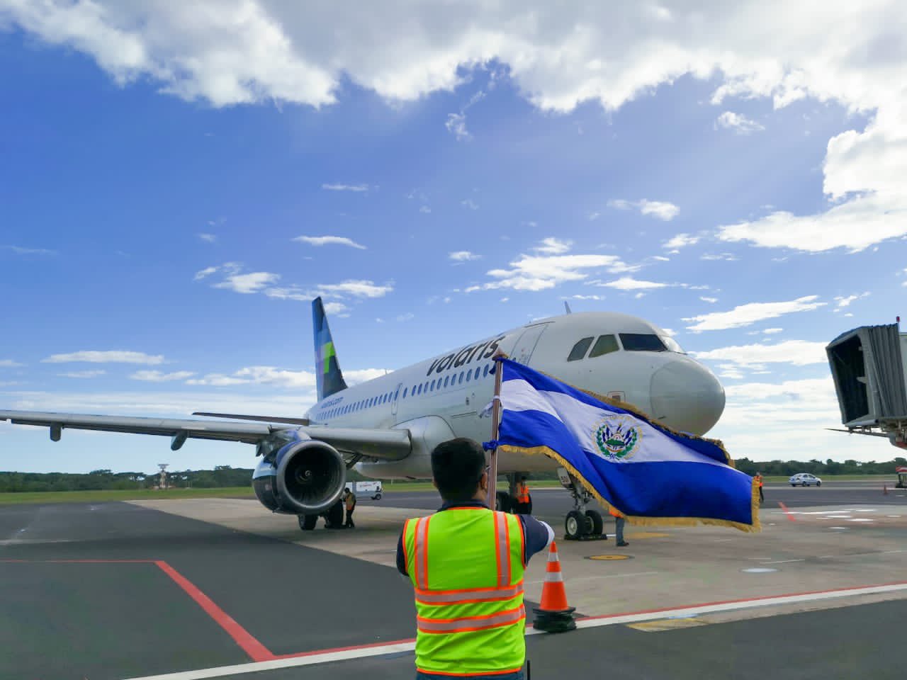 volaris-el-salvador