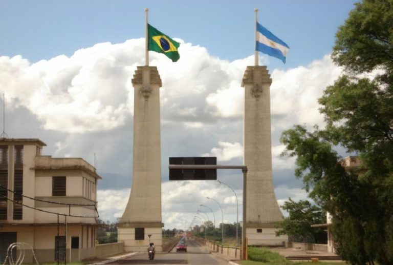 Argentina-Brazil border at Uruguaiana/Paso de Los Libres now open 24h per day