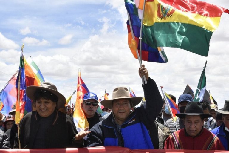 Bolivia: Luis Arce and Evo Morales begin 200-kilometer-march in defense of democracy