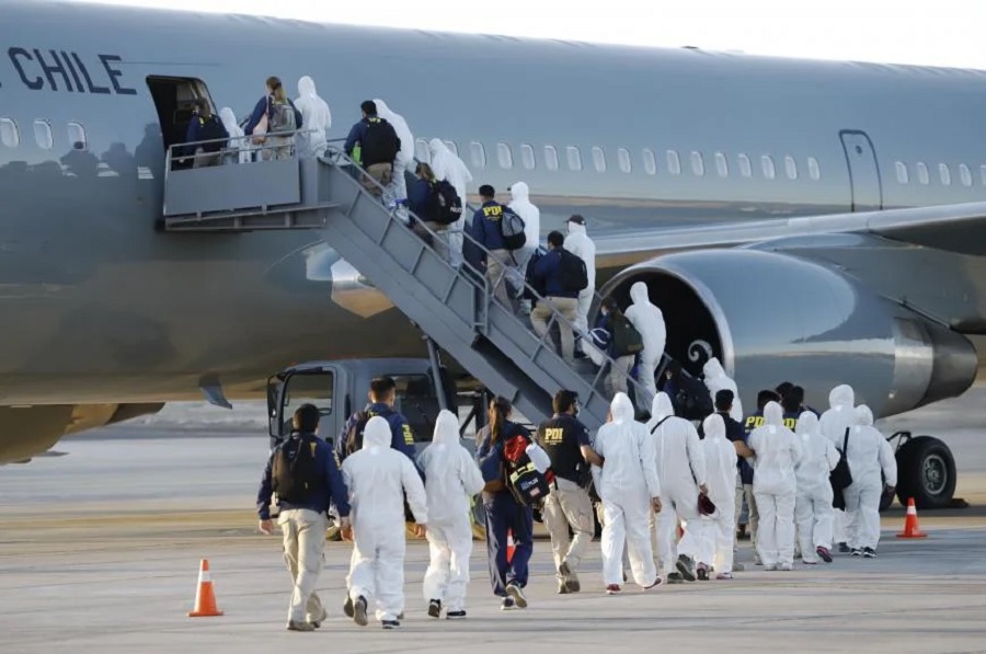 Chile conducts its largest migrant deportation in 2021
