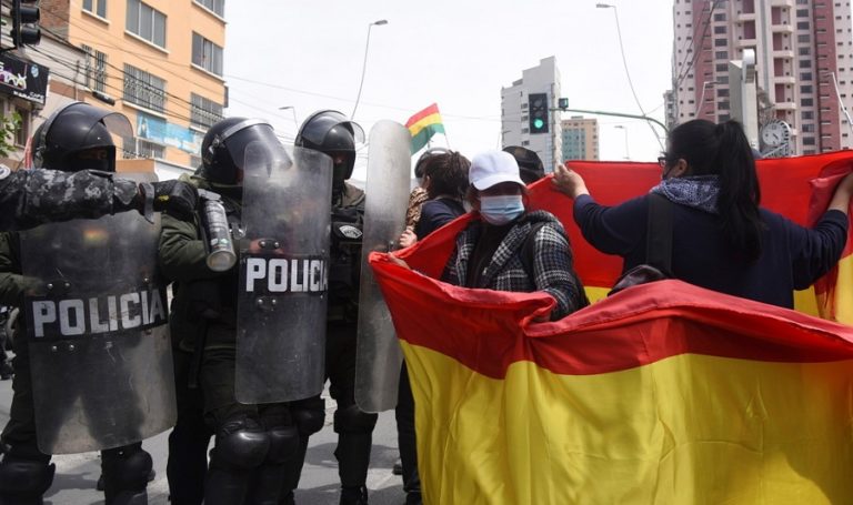 Bolivia opposition calls national strike against the ‘mother law’: what and who is behind the mobilization?