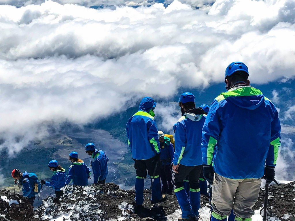 Chile-mountain-trekking