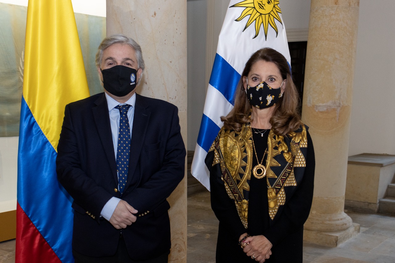 colombia-uruguay-tax-evasion