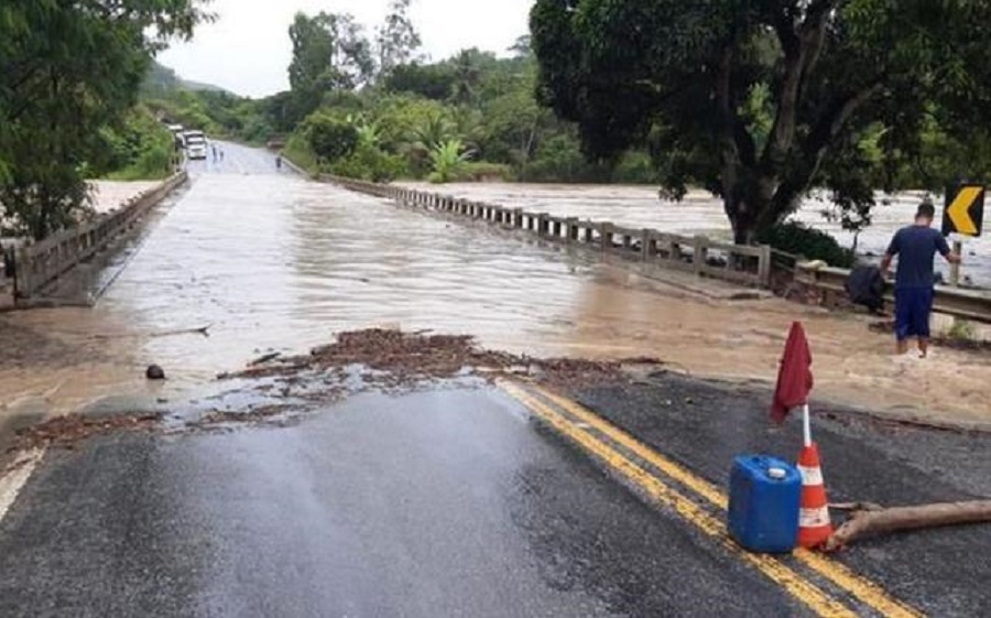Brazil: Dam collapses in Northeast; hundreds evacuated