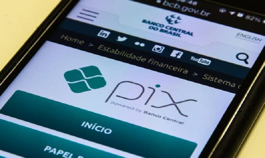 FEBRABAN survey: 71% of Brazilians use Pix; approval rate reaches 99% among youths