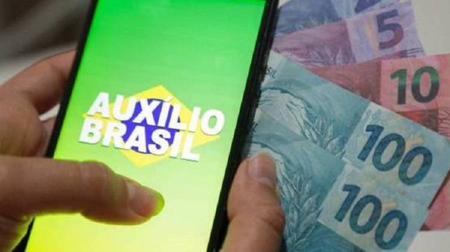 Brazil’s Bolsonaro issues Provisional Measure to pay Brazil Aid in December