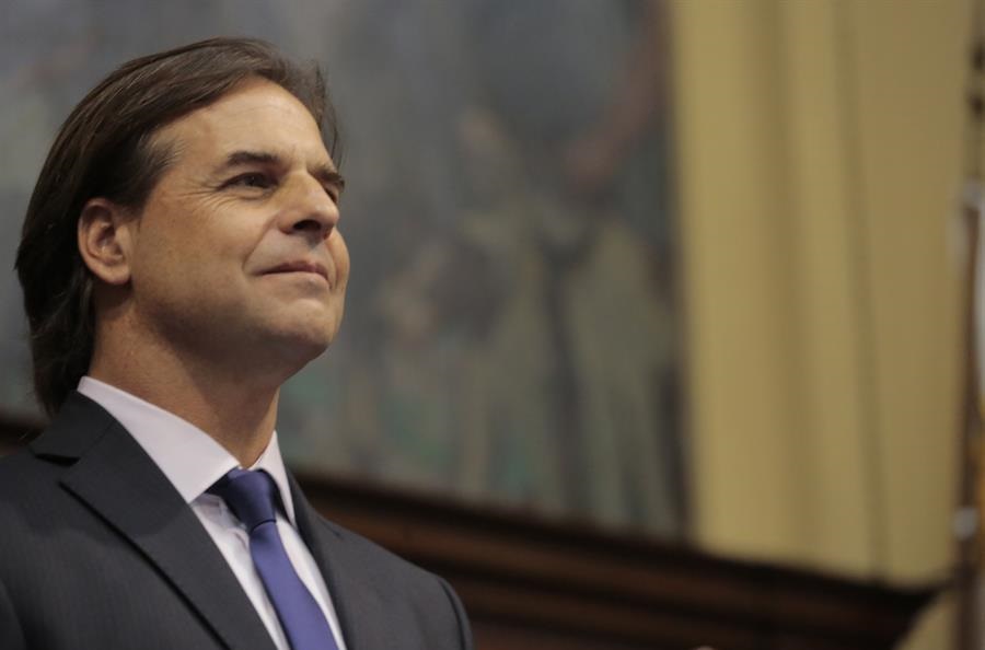 Lacalle Pou ahead of MERCOSUR summit: “Uruguay is going to play and win on the big field”