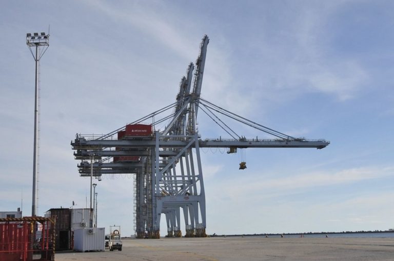 Uruguay: Union decided on full stoppage of Montevideo port between 7 and 11 PM