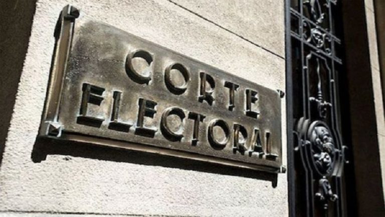 Uruguay: Electoral Court authorizes holding referendum against Lacalle Pou’s key law