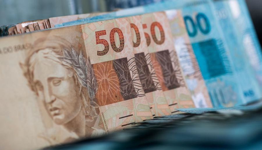 Brazil: Economy asks for additional US$18 billion in 2022, plans average US$74 in Brazil Aid