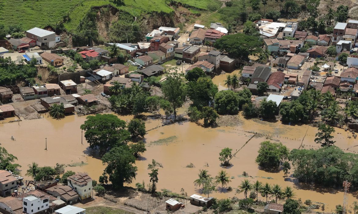 Brazil's Bahia has 220 thousand people affected by heavy rains