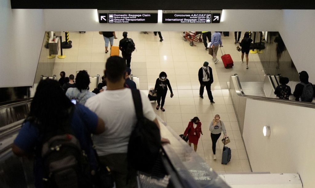 Brazil announces five-day quarantine for unvaccinated travelers