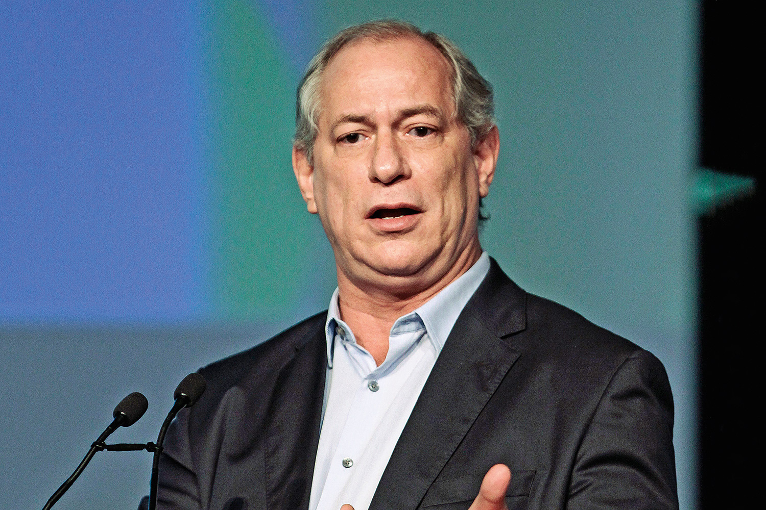 Ciro Gomes is a well-known name of the center-left who wanted to be the alternative by harshly attacking Lula. This strategy did not bear the expected fruits so far. Sérgio Moro has already surpassed him on the third step of the podium.