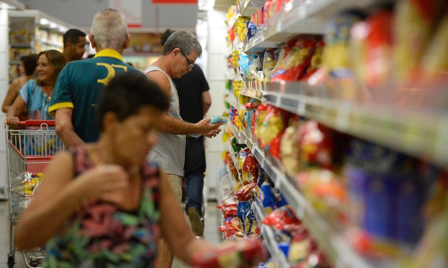 The Central Bank's latest projections indicate that Brazil will end 2021 with inflation of 10.2%, the highest since 2015 (10.67%).