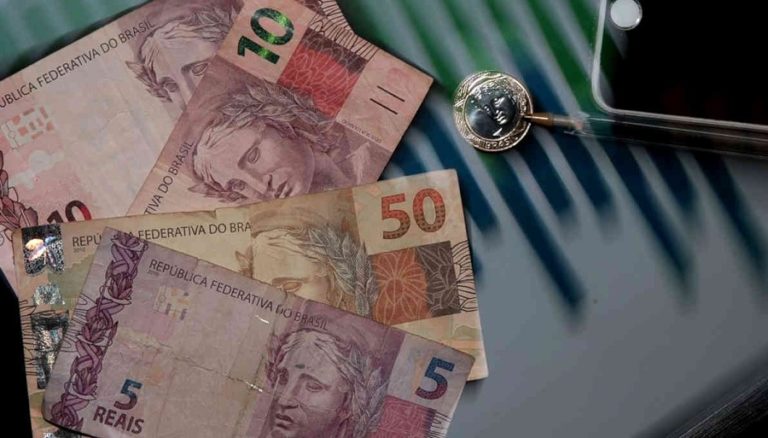 High inflation weighs on Brazilian families’ budgets and boosts default in 2021