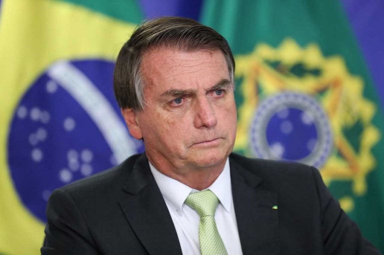 Brazil’s Bolsonaro again blames “stay-at-home” policy for inflation