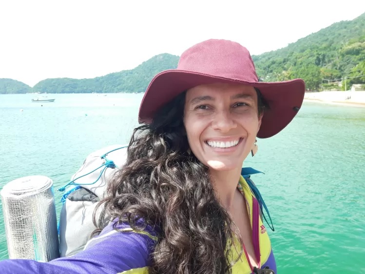 Before becoming a trend among many people during the pandemic, isolating herself in the middle of the forest was already part of Daiana Antonio da Silva's lifestyle.
