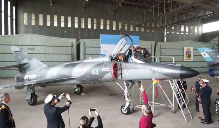 Argentina bought five warplanes for US$14 million that never flew