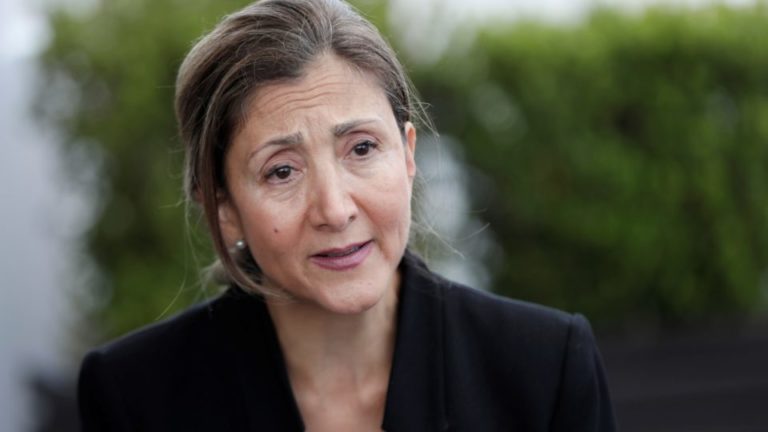 Ingrid Betancourt seeks Colombian presidency again