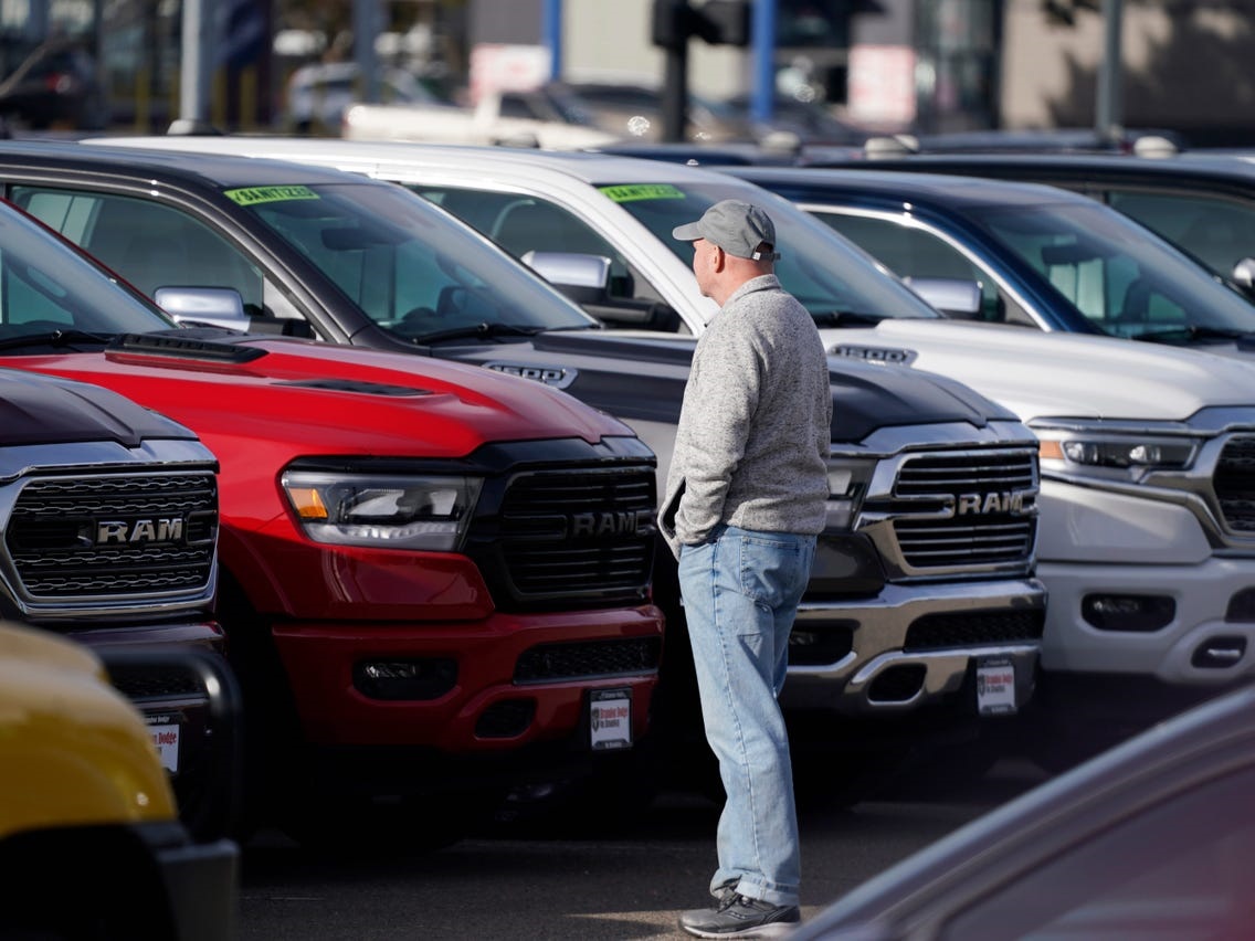 More than half of the final price of a car in Argentina is explained by taxes, while in Brazil, the figure is around 30%, and in Mexico, it ranges between 18% and 33% of the final price of vehicles.