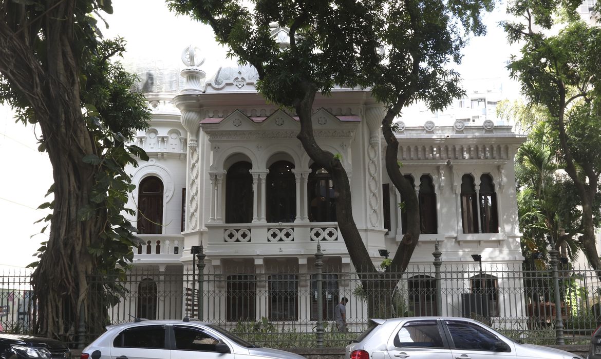Figner mansion, Rio de Janeiro. (Photo internet reproduction)