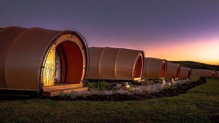 From naturism to ETs: 11 themed and unusual accommodations in Brazil