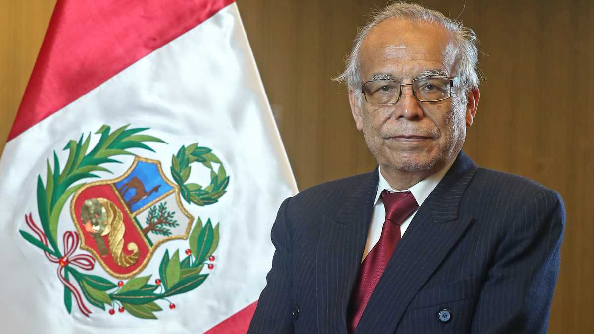 Anibal Torres