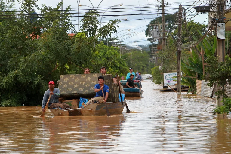 Heavy rains in Bolivia have already affected 190 communities and more than 52,000 families
