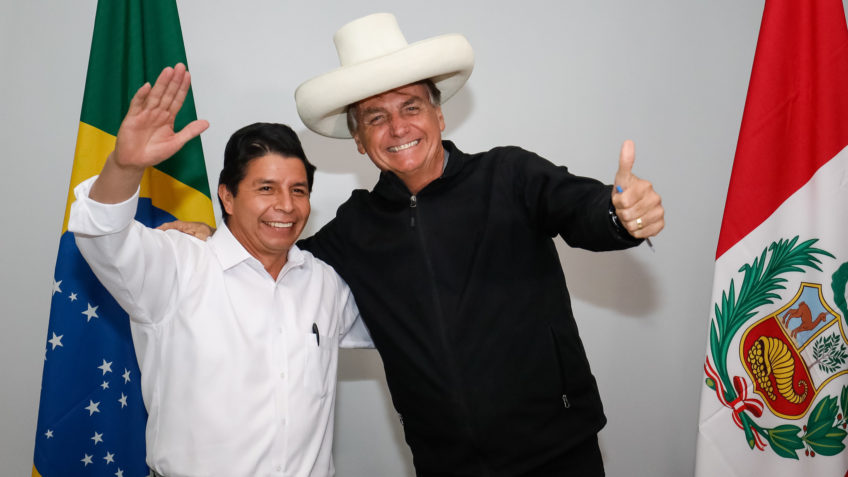 edro Castillo and Jair Bolsonaro. (Photo internet reproduction)