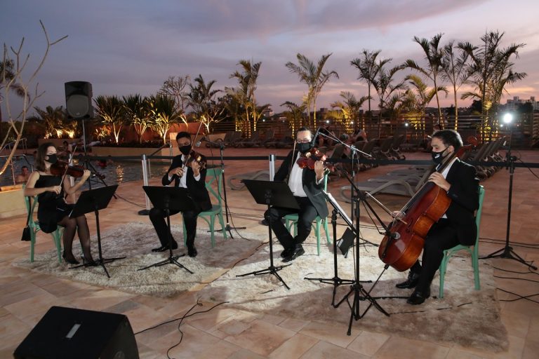 Concert in the resort. (Photo internet reproduction)