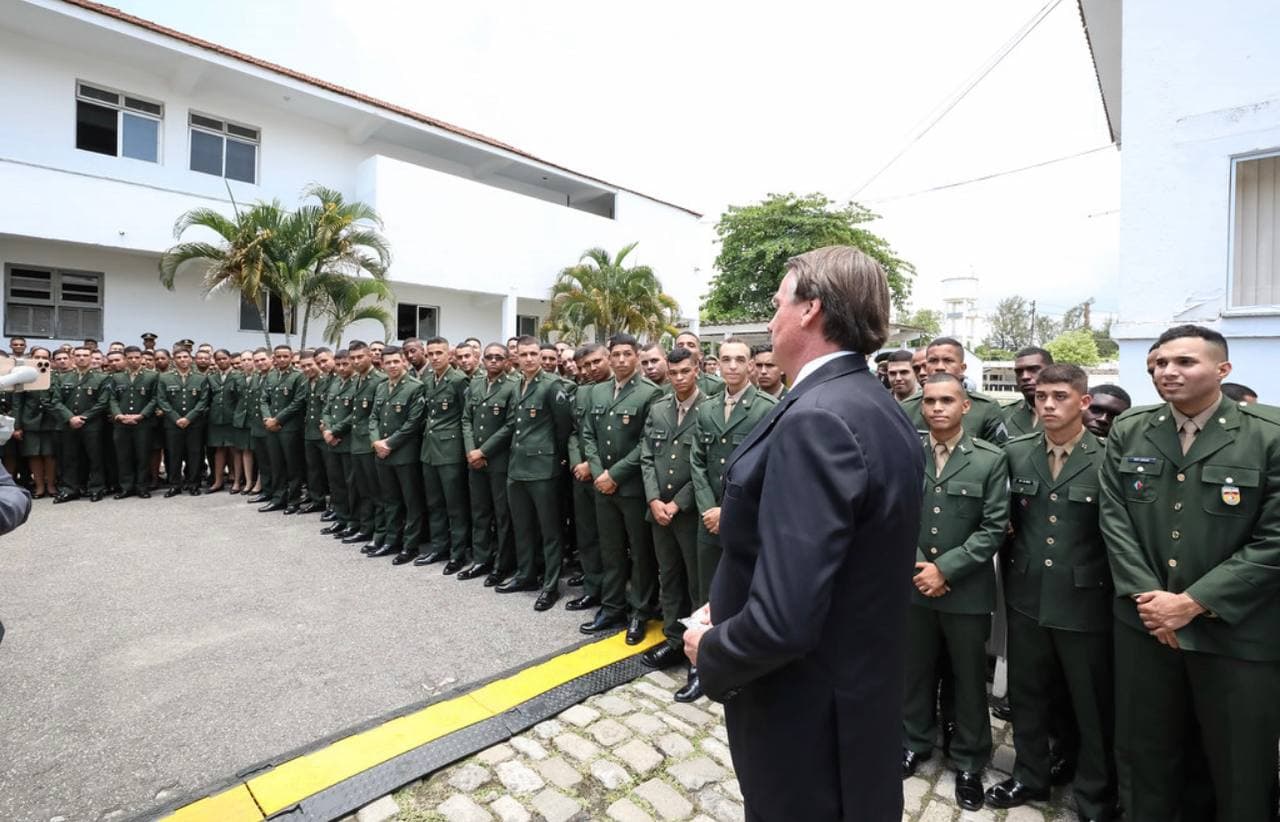 This is how useful the Brazilian Armed Forces have been during the last three years. (Photo internet reproduction)