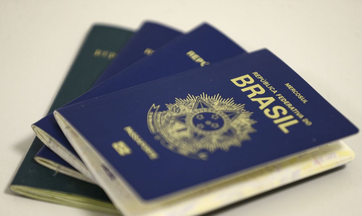 Brazilian passport. (Photo internet reproduction)