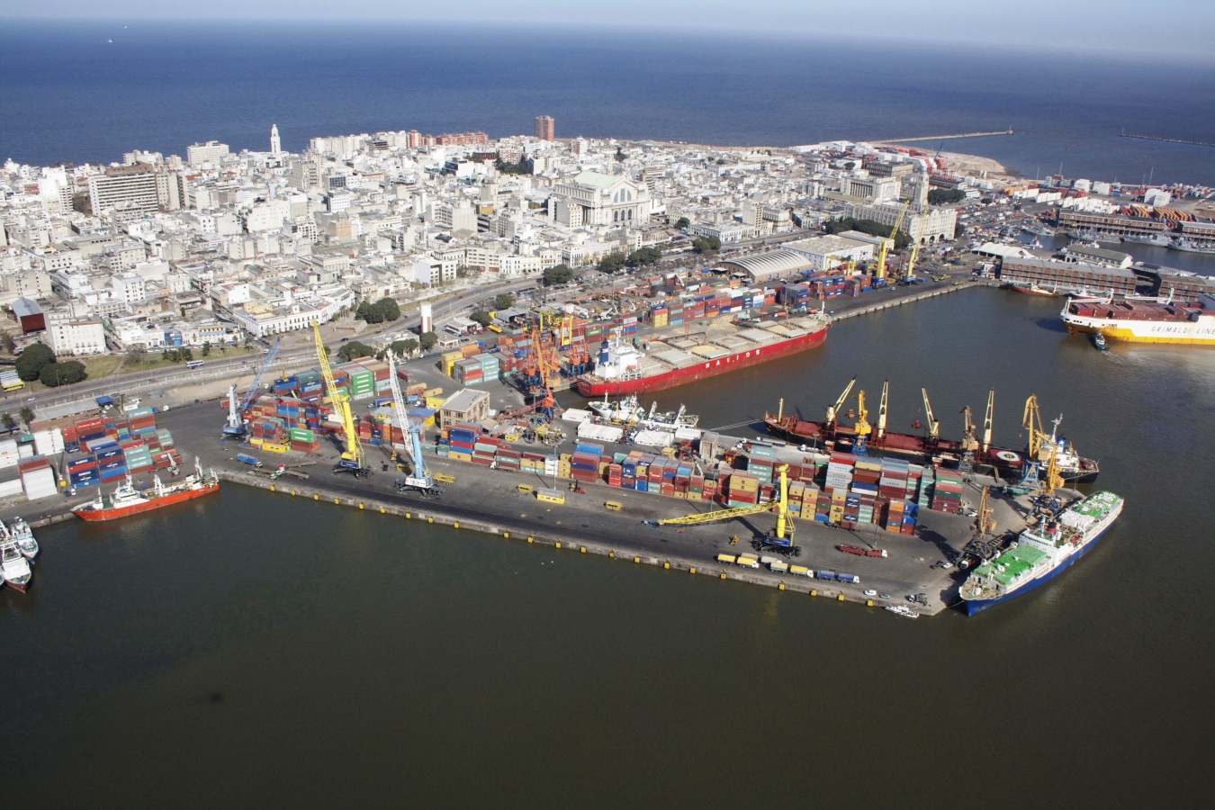 montevideo-port