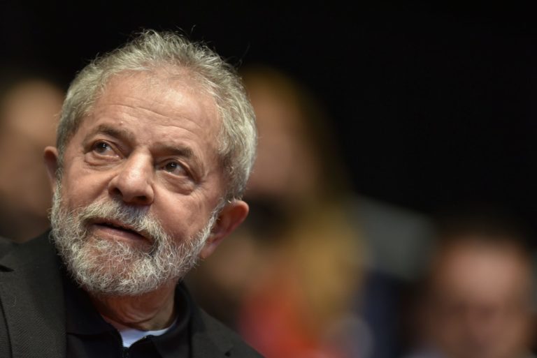 Lula da Silva will not run for a second term if he wins Brazilian presidential elections