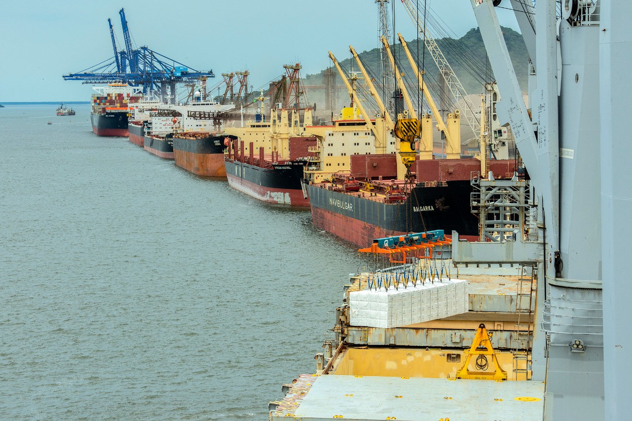 Parana ports