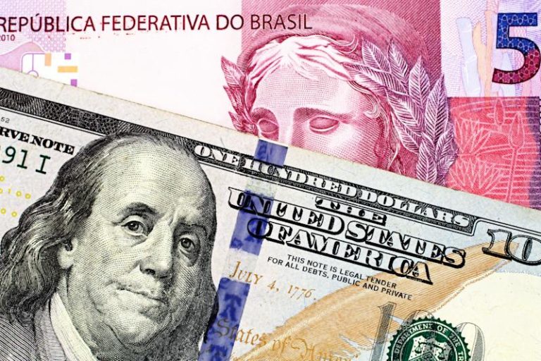 Gap between Brazilian and US interest rates is the biggest in six years and relieves the dollar