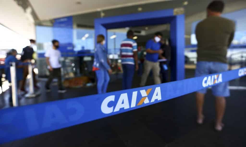 In the case of MEIs, initially, the loan contract can only be made at Caixa branches in person. The expectation is that the credit can be contracted digitally later.