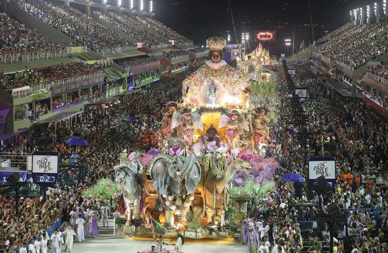 Brazil: Rio de Janeiro to block traffic for Carnaval samba school parade