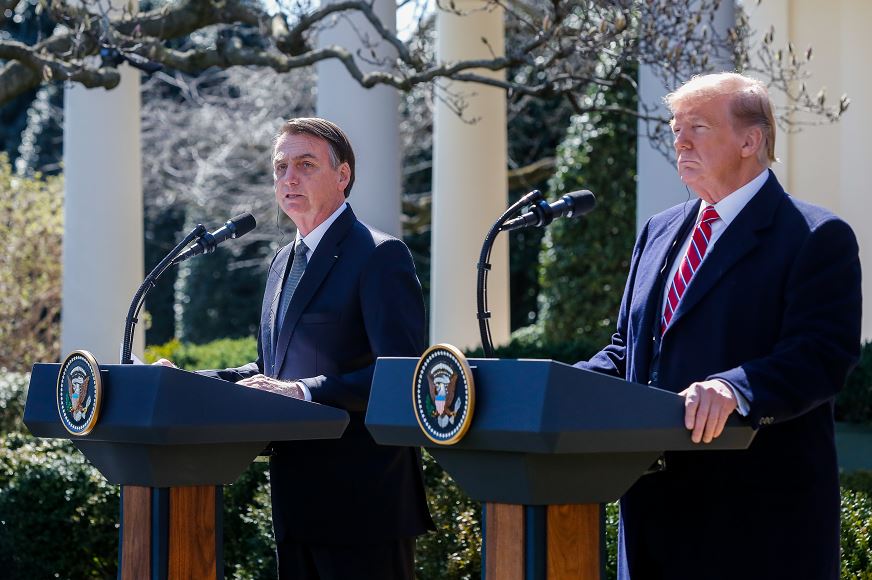 The Brazilian government sought this alignment personally between Presidents Bolsonaro and Trump. However, Trump lost the 2020 election, and Bolsonaro, who had declared direct support for his re-election, took more than a month to acknowledge Biden's victory. Bolsonaro's relationship with Biden is not a close one.