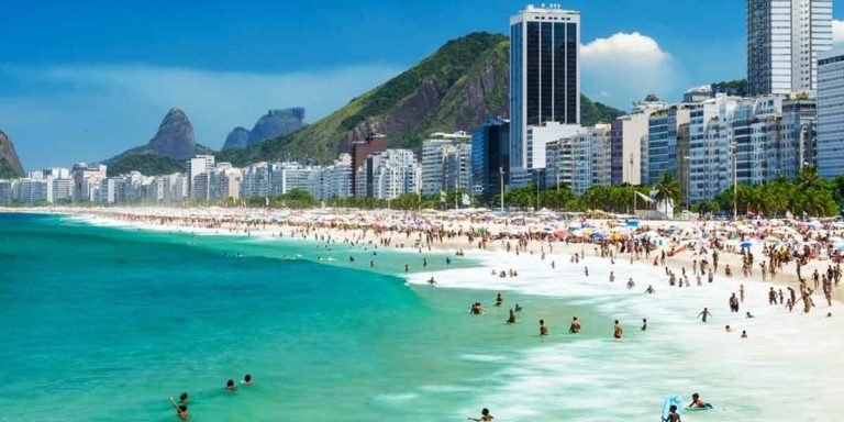 Brazil: Thieves pose as street vendors to commit crimes on Rio de Janeiro beaches
