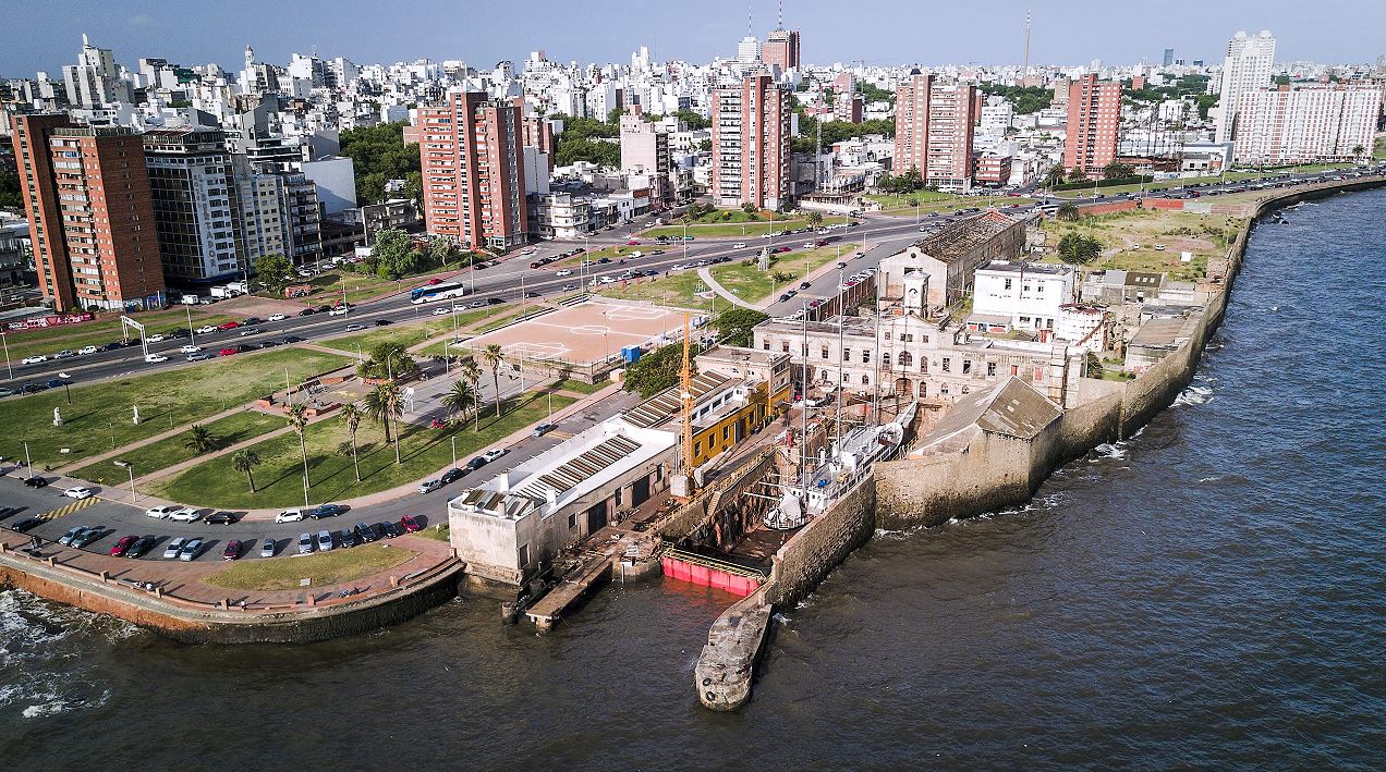 Uruguayan Navy docks