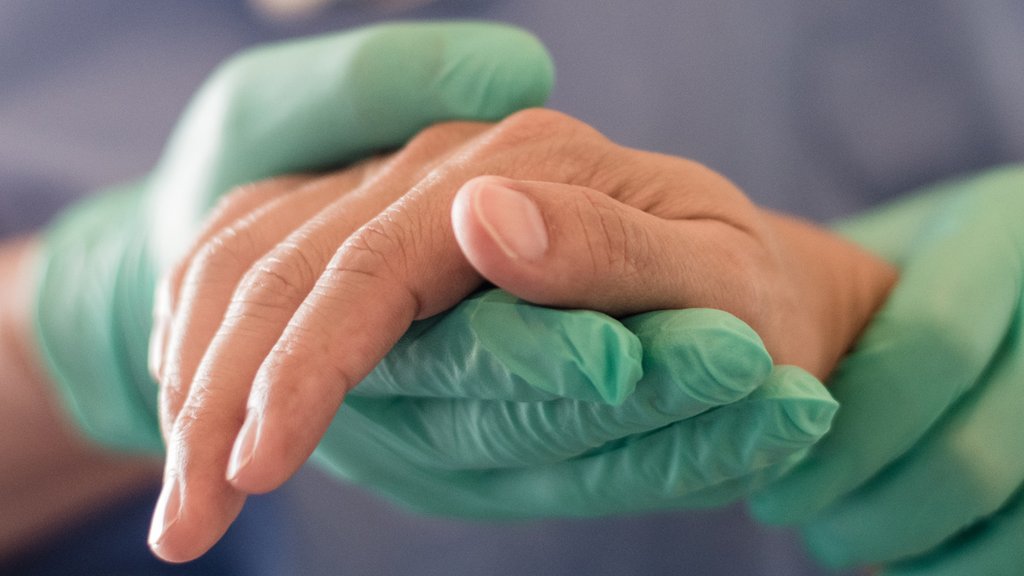 holdinghands