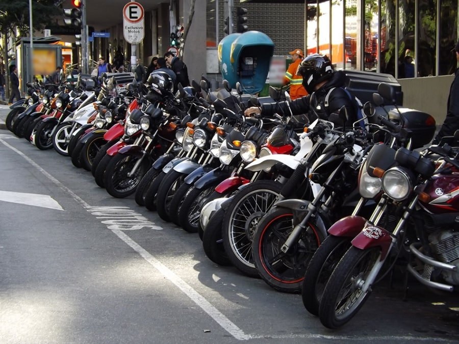 Between January and April, 382,497 motorcycles were sold - 27.4% more than in the same four-month period last year.