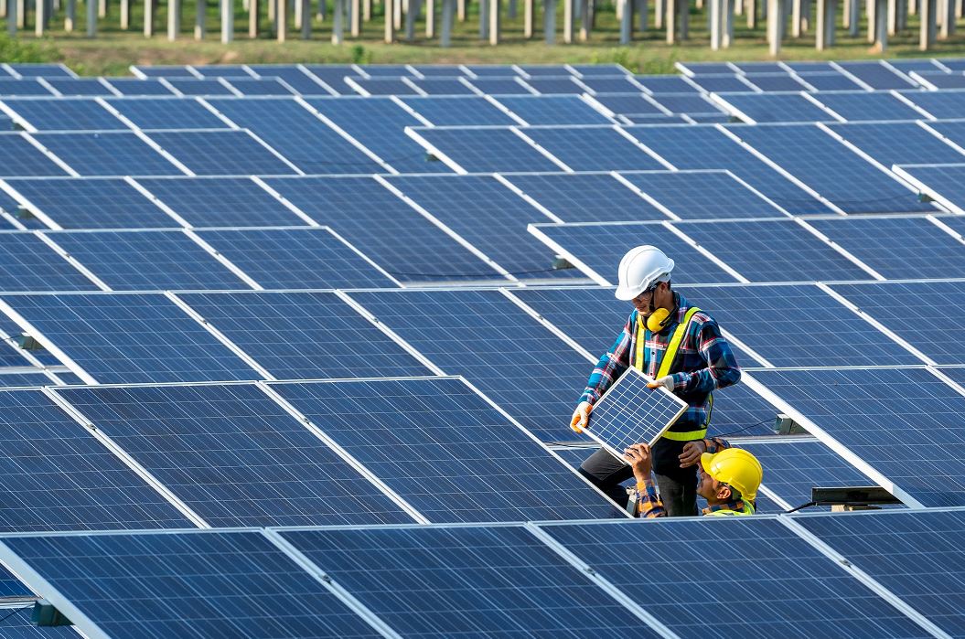 The study was co-authored by the Brazilian Solar Energy Association (Absolar) and shows that the source has just surpassed the historical mark of 1 terawatt (TW) of installed capacity worldwide.
