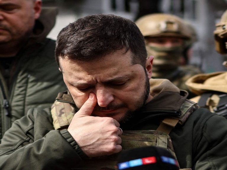 Opinion: Kiev’s daily casualty rate & ridiculous arms demands confirm that it’s losing